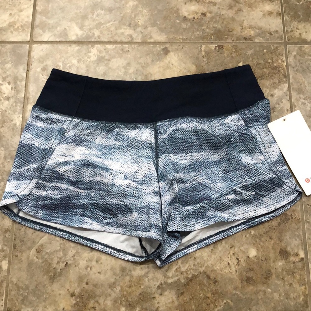 Lululemon Run Times Short II 4"
